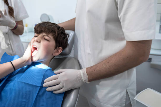 Best Emergency Tooth Extraction in Potomac, MD